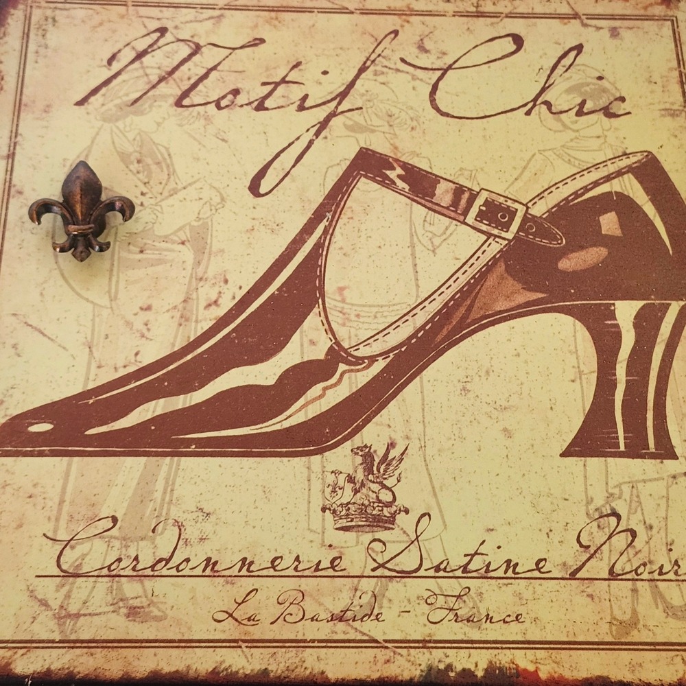 Motif Chic French Vintage Style Tin Metal Wall Art Shoe Sign with Magnet 9.5x9.5 - Picture 4 of 5